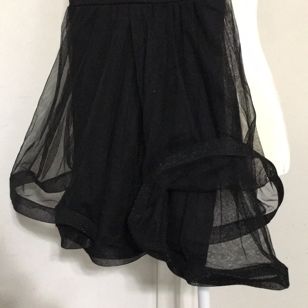 Elizabeth Party Dress (Child) NWOT - Picture 5 of 11